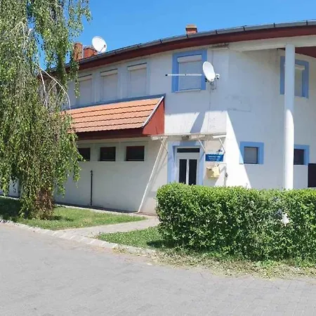 In - Balaton 53129 Apartment Zamardi