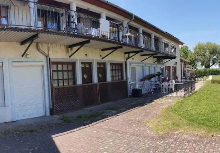 In - Balaton 53129 アパート Zamárdi